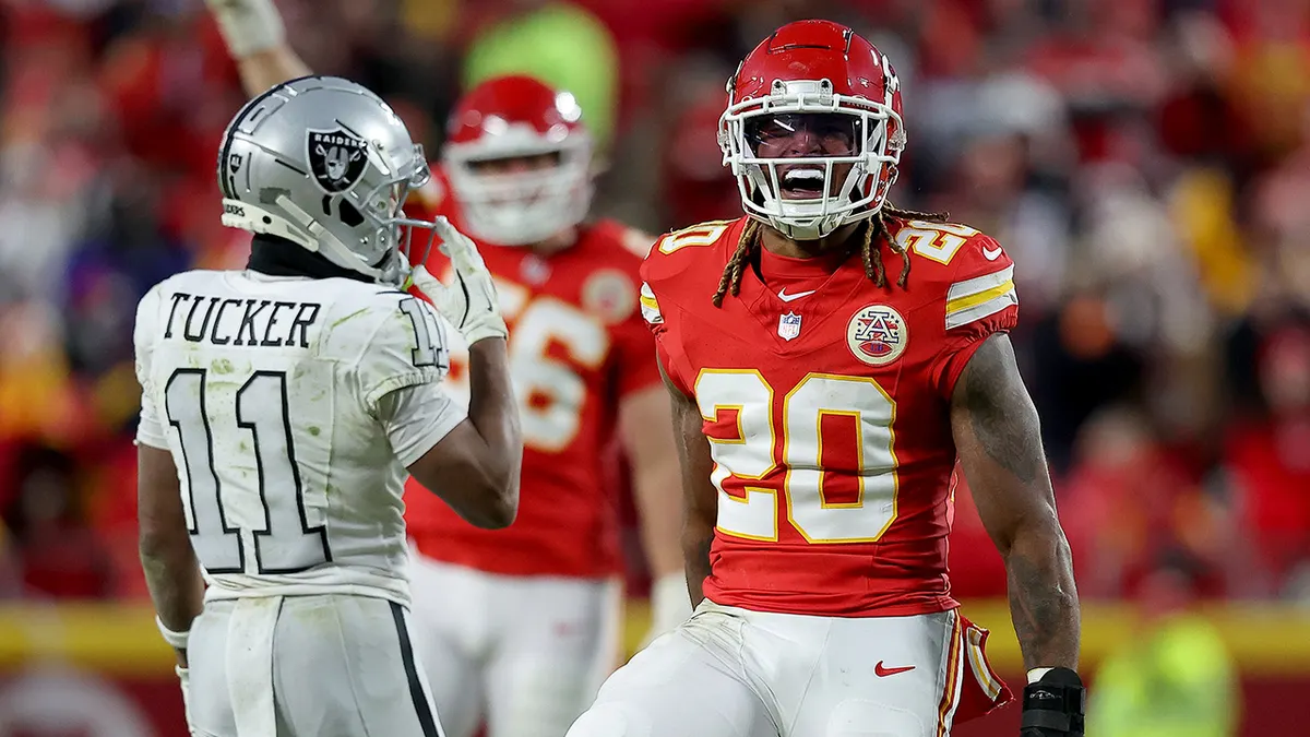 Chiefs Beat Raiders Despite Ongoing Offensive Line Issues, Focus Turns to Playoff Preparation