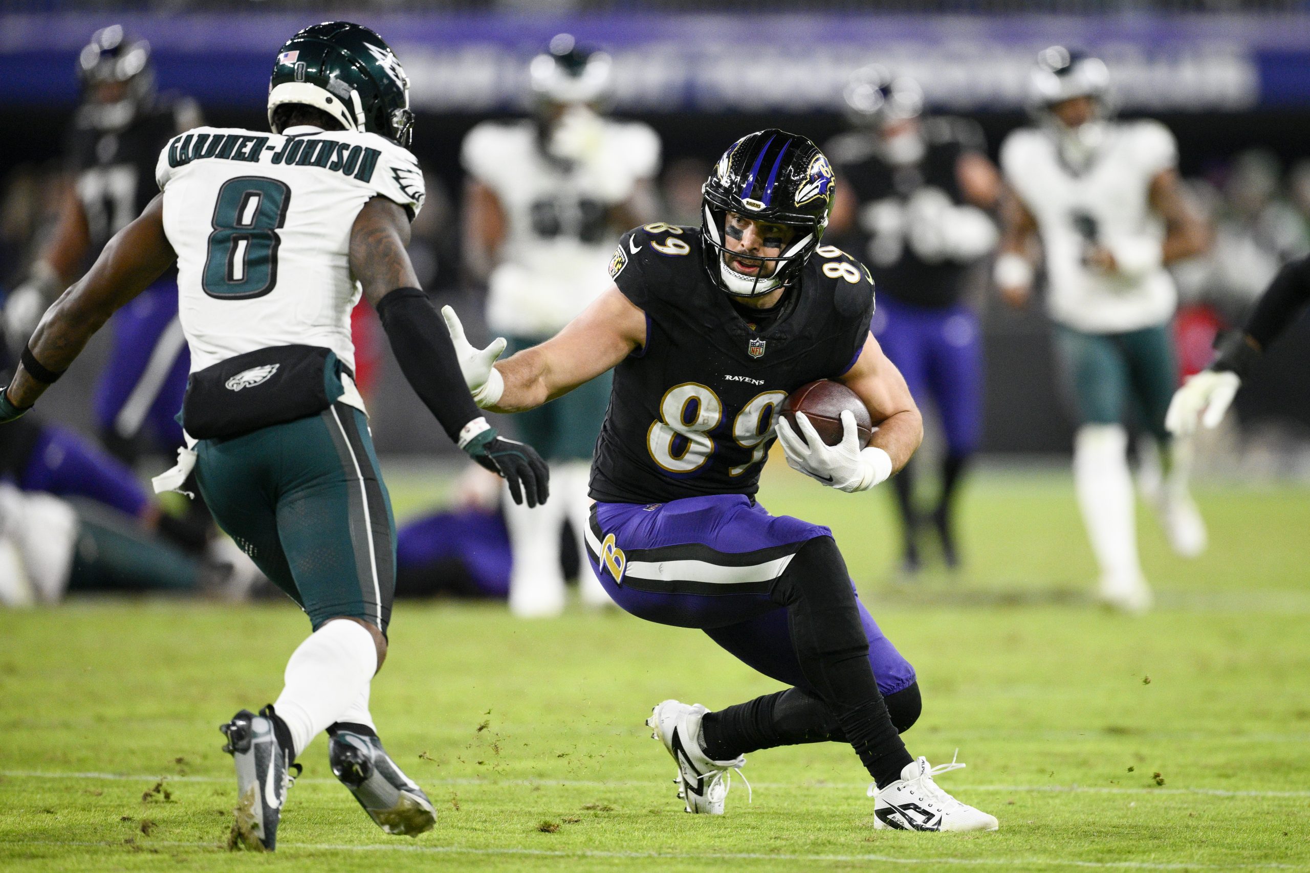 Eagles Stifle Ravens' Offense to Secure 24-19 Win Behind Barkley's Key Touchdown