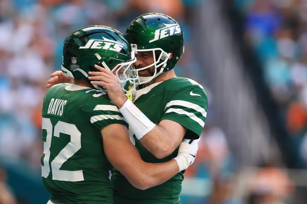 Jets' Playoff Hopes Crushed in OT Loss to Dolphins After Red-Zone Struggles and Defensive Woes