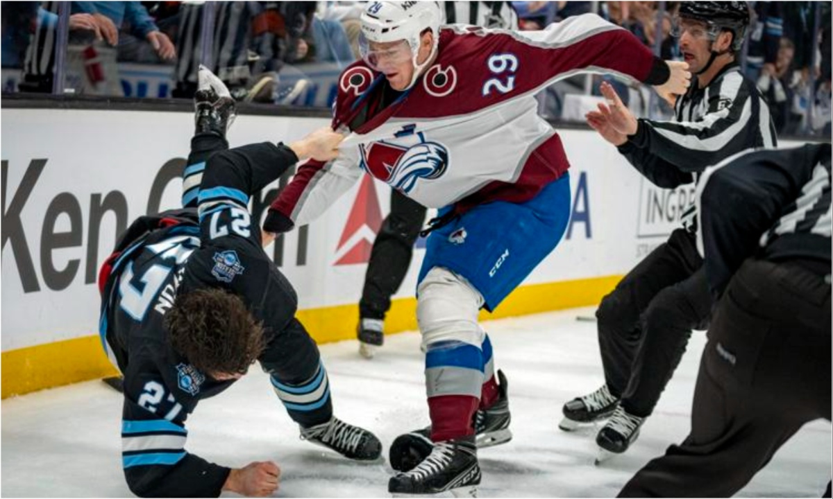 Lehkonen's Hat Trick Powers Avalanche to 4-1 Win Over Utah, Blackwood Shines in Goal