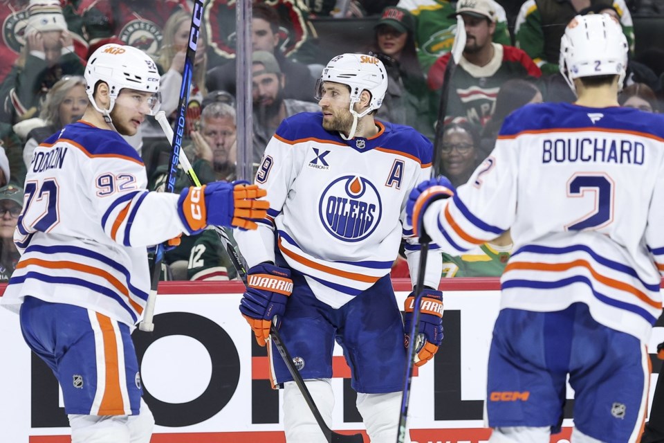 Leon Draisaitl Shines as Oilers Extend Streak, NHL Action Highlights Key Performances Across the League