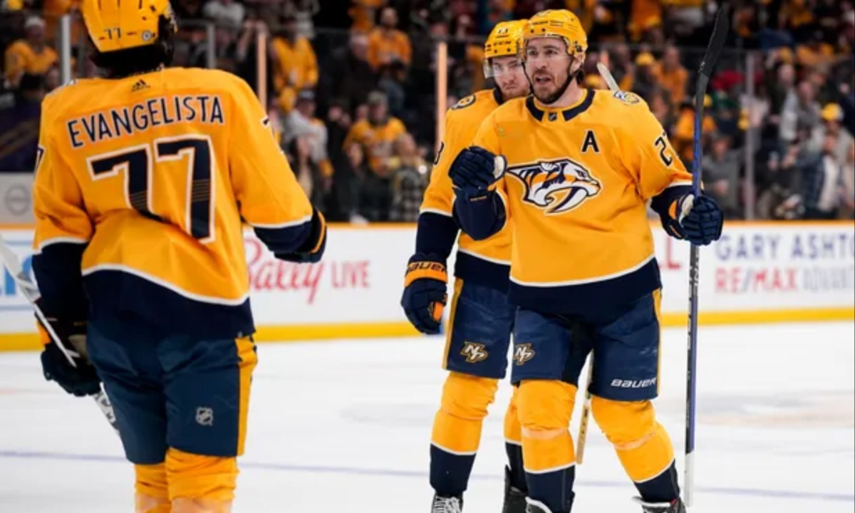 Nashville Predators Adopt Buyer’s Approach Ahead of Trade Deadline Under Barry Trotz's Leadership