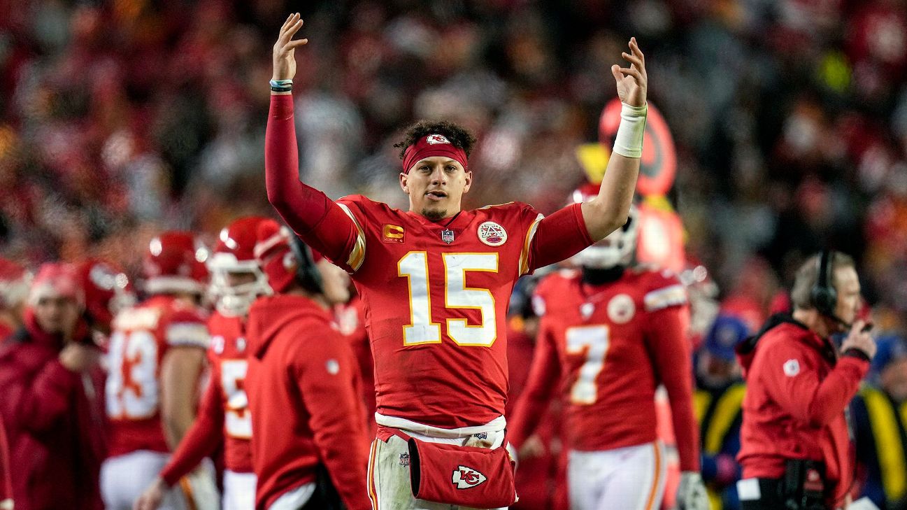 Patrick Mahomes Leads MVP Race, Eyes Third Award to Strengthen Legacy as NFL’s Best - Sports Al Dente