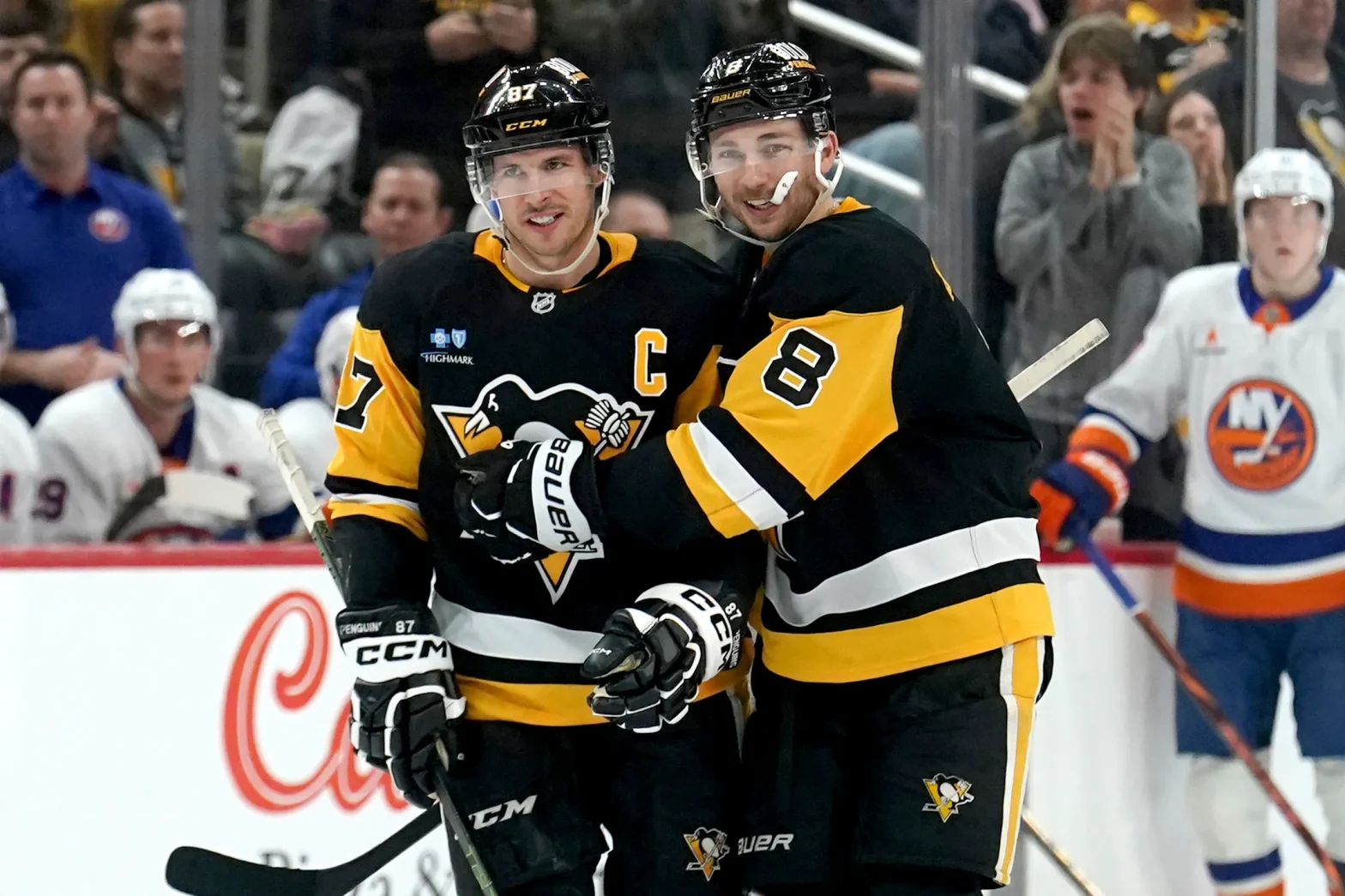 Crosby Becomes Penguins’ All-Time Assists Leader in 3-2 Win Over Islanders, Surpassing Lemieux