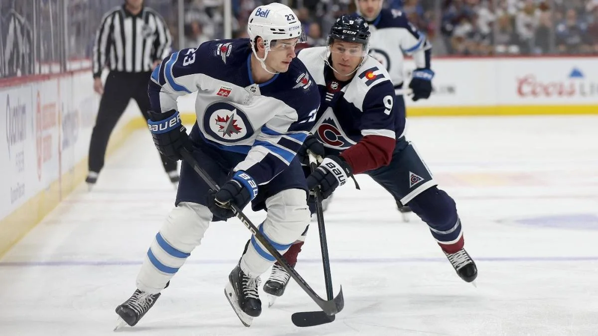 Jets Dominate NHL Standings While Avalanche Surge Toward Playoff Contention in 2024 Season