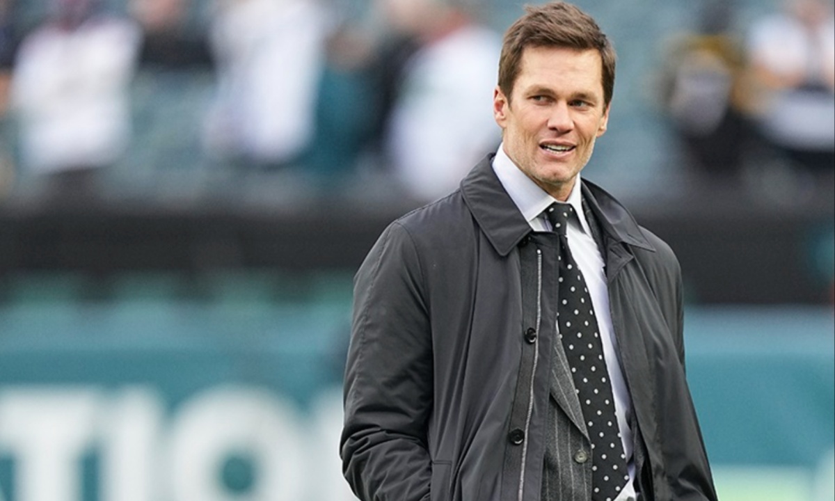 Raiders Shakeup Includes Coach and GM Firings as Tom Brady Joins Leadership Search Amid Controversy