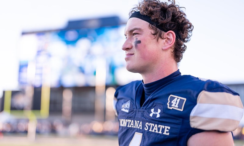 Touchdown Tommy Mellott Wins Walter Payton Award Ahead of Championship Clash