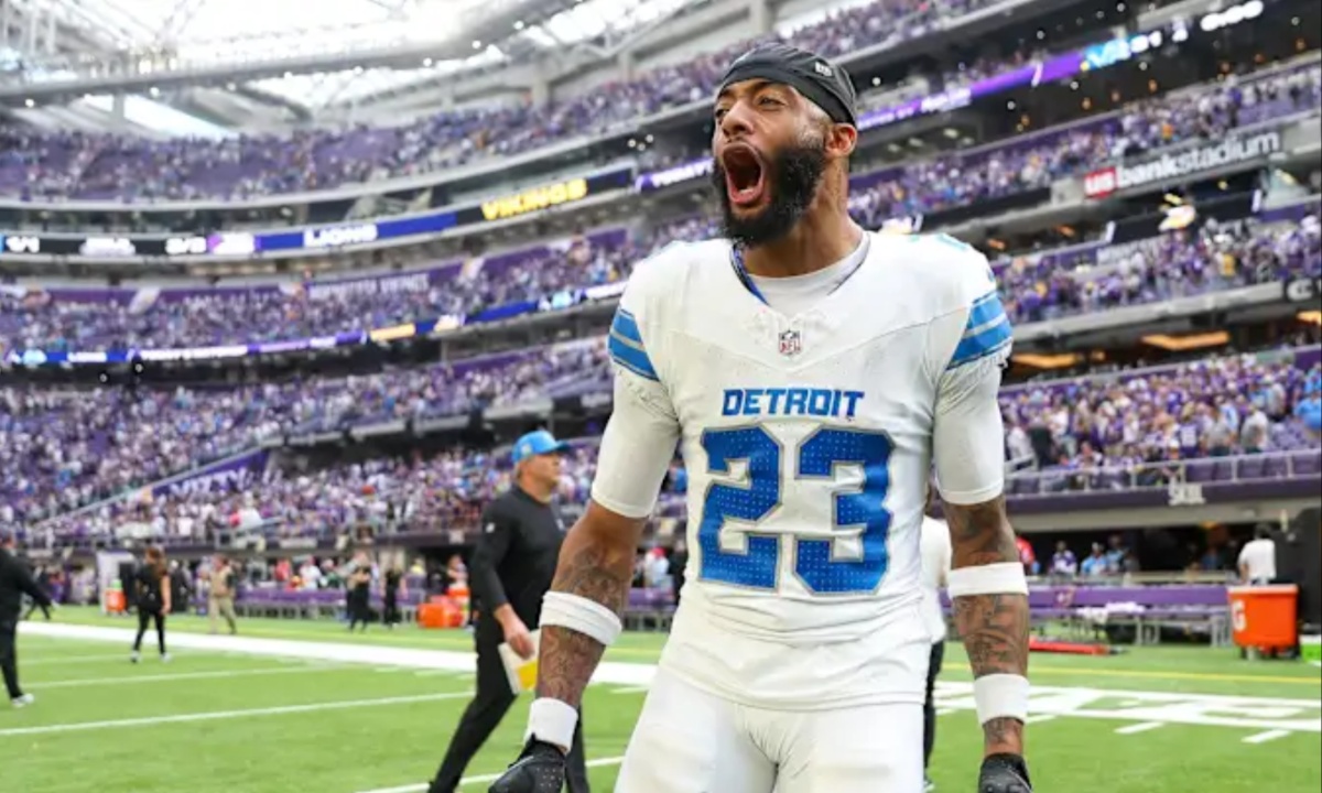 Carlton Davis