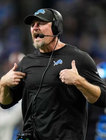 Dan Campbell