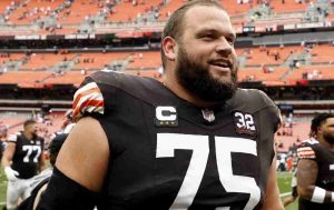 Joel Bitonio