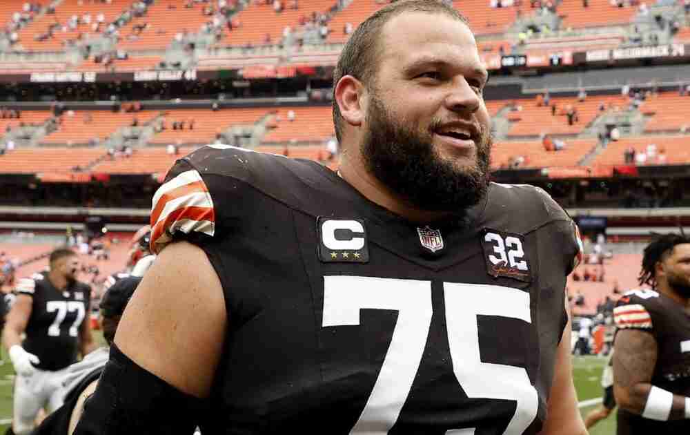 Joel Bitonio
