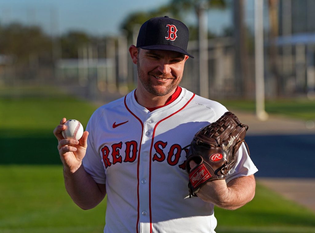 Liam Hendriks
