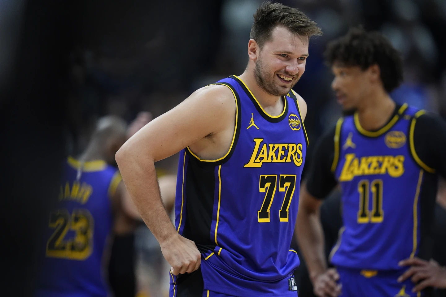 Luka Doncic Delivers Breakout Performance as Lakers Dominate Nuggets in Statement Win