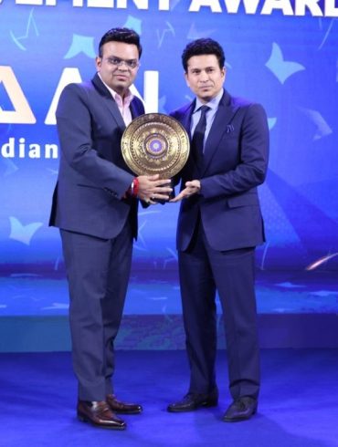 Sachin Tendulkar Receives BCCI Lifetime Achievement Award