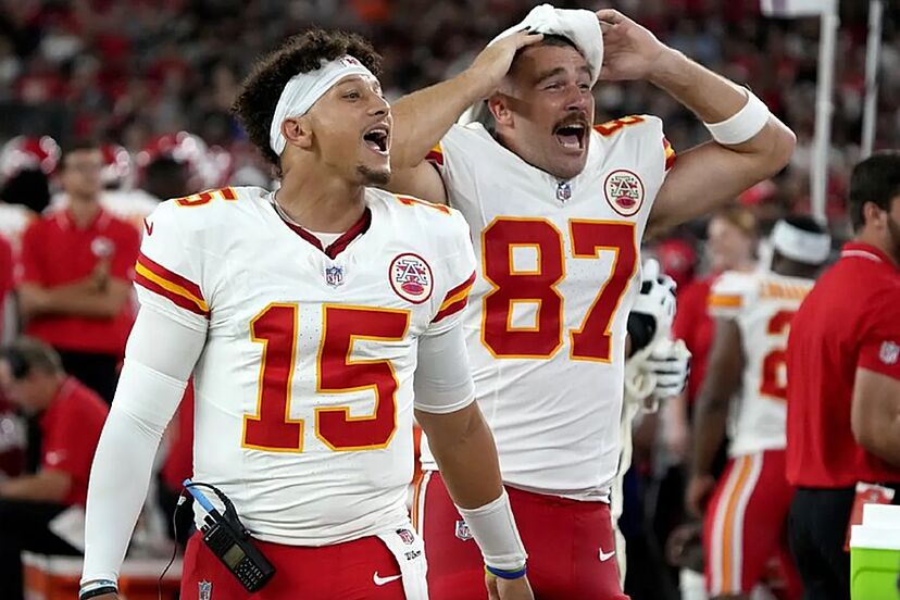 Travis Kelce and Patrick Mahomes