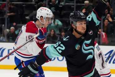 Montour nets NHL’s fastest OT goal at 4 seconds