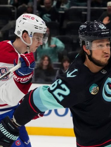 Montour nets NHL’s fastest OT goal at 4 seconds