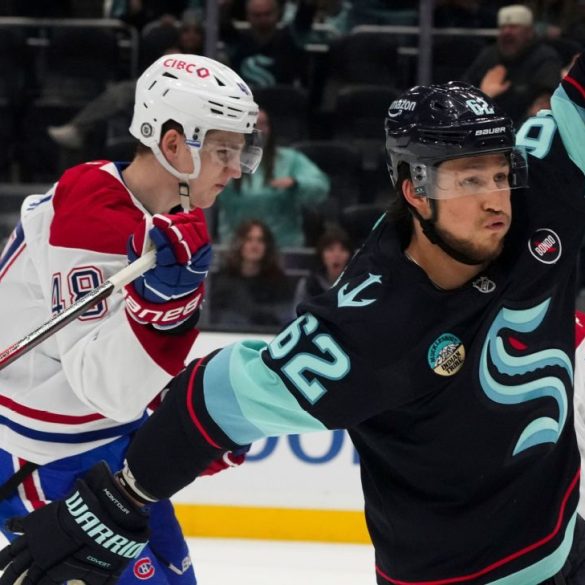Montour nets NHL’s fastest OT goal at 4 seconds