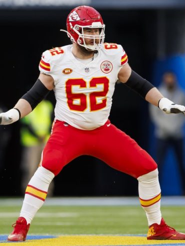 Chicago Bears Bolster Offensive Line with Joe Thuney Trade, Strengthening Protection for Caleb Williams
