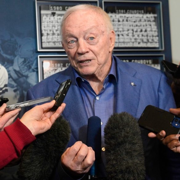 Dallas Cowboys Free Up Cap Space but Take Conservative Approach to Free Agency