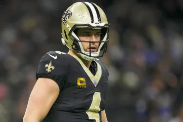 Derek Carr
