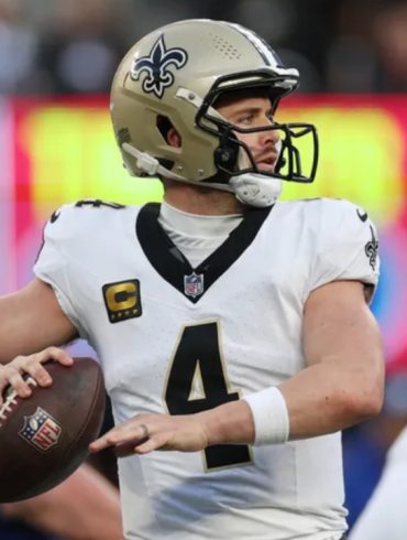 Derek Carr
