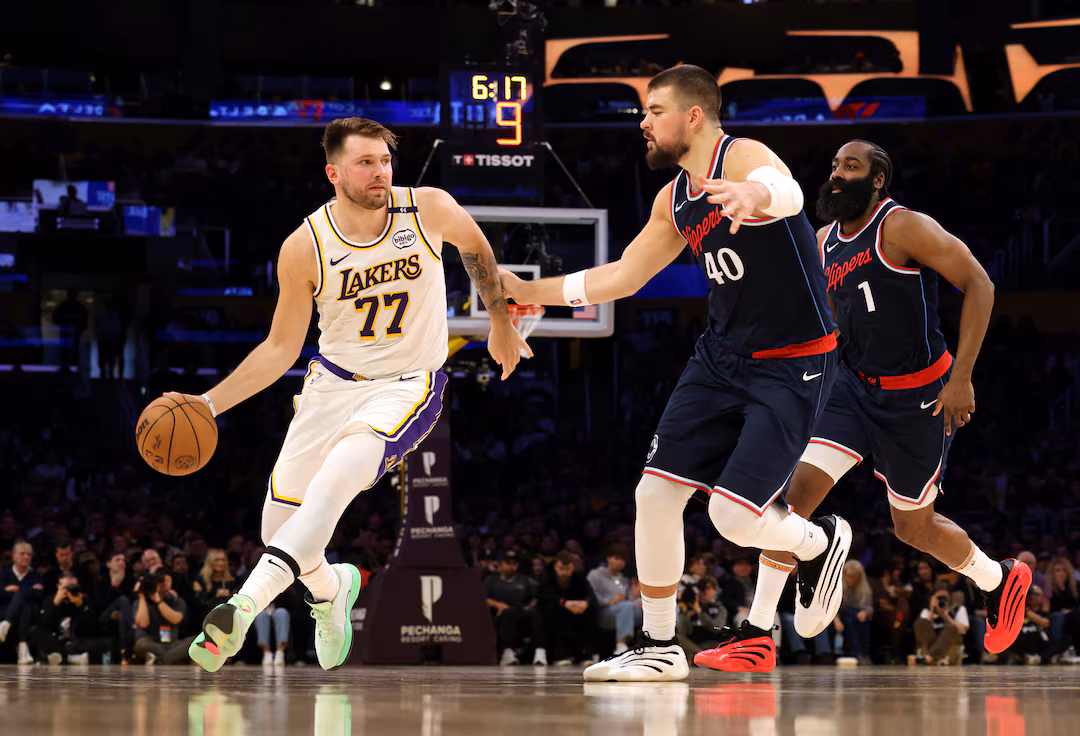 Luka Doncic Leads Lakers Past Clippers as Winning Streak Extends to Six Games