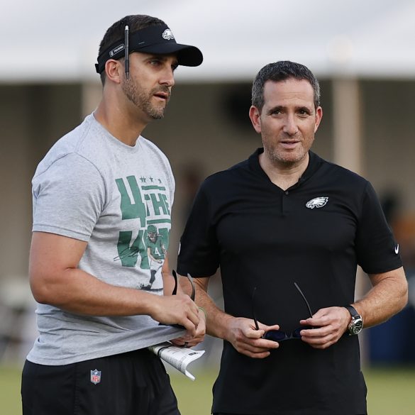 Nick Sirianni’s Leadership and Howie Roseman’s Draft Success Keep Eagles in Super Bowl Contention