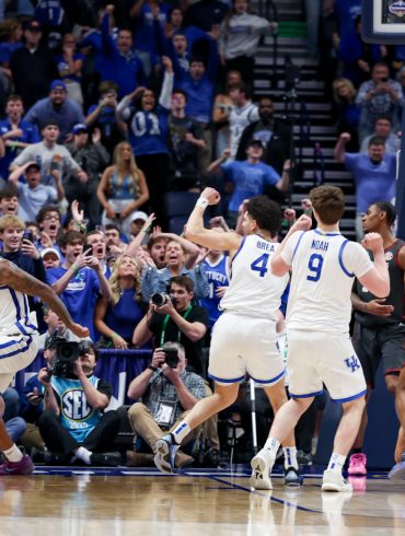 Otega Oweh Sinks Game-Winner as Kentucky Edges Oklahoma in Thrilling SEC Tournament Battle