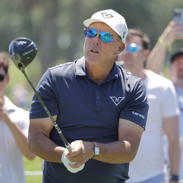 Phil Mickelson Fires Back at Fred Couples Amid Brooks Koepka PGA Tour Controversy