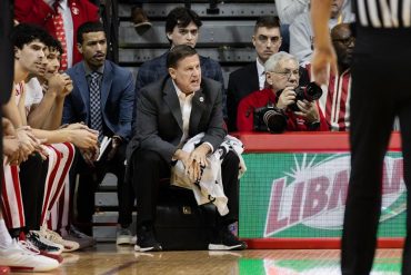 Tim Garl Steps Away After 45 Years as Indiana Basketball’s Athletic Trainer Amid Program Changes