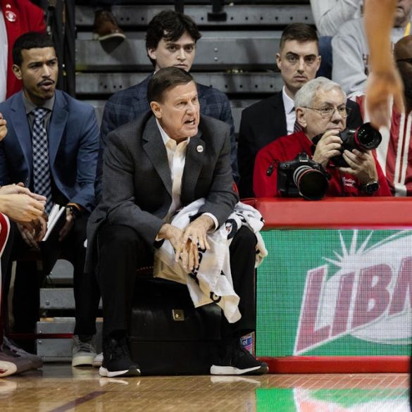 Tim Garl Steps Away After 45 Years as Indiana Basketball’s Athletic Trainer Amid Program Changes