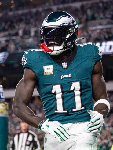 A.J. Brown Pledges Loyalty as Sirianni’s Growth, Grit Secure Eagles Contract Extension