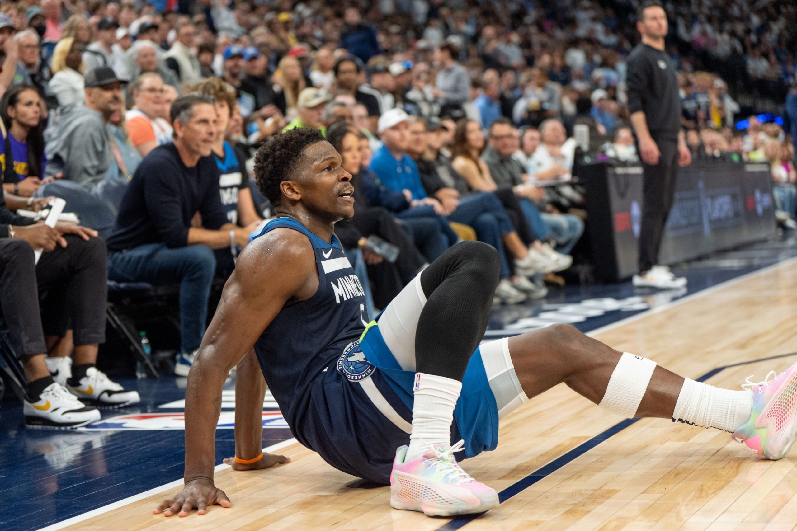 Anthony Edwards' Halftime Speech Sparks Third-Quarter Eruption as Timberwolves Seize 3-1 Series Lead