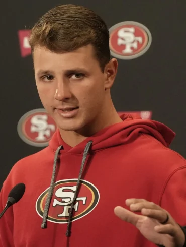 Brock Purdy Embraces Team-First Mindset, Finalizes Contract After Prioritizing Offseason Work and Chemistry