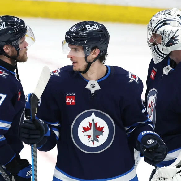 Connor Hellebuyck Delivers Statement Shutout as Jets Blank Stars to Even Series at Home