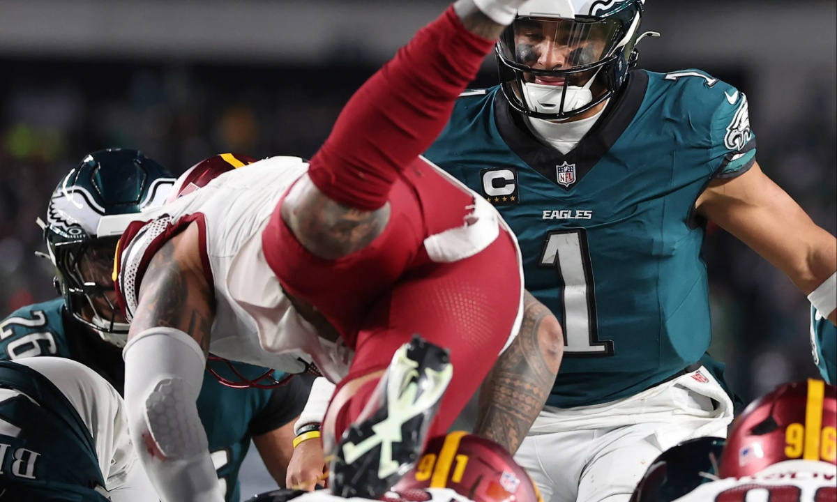 Frankie Luvu Calls for NFL to Ban ‘Tush Push’ as League Reconsiders Controversial Play