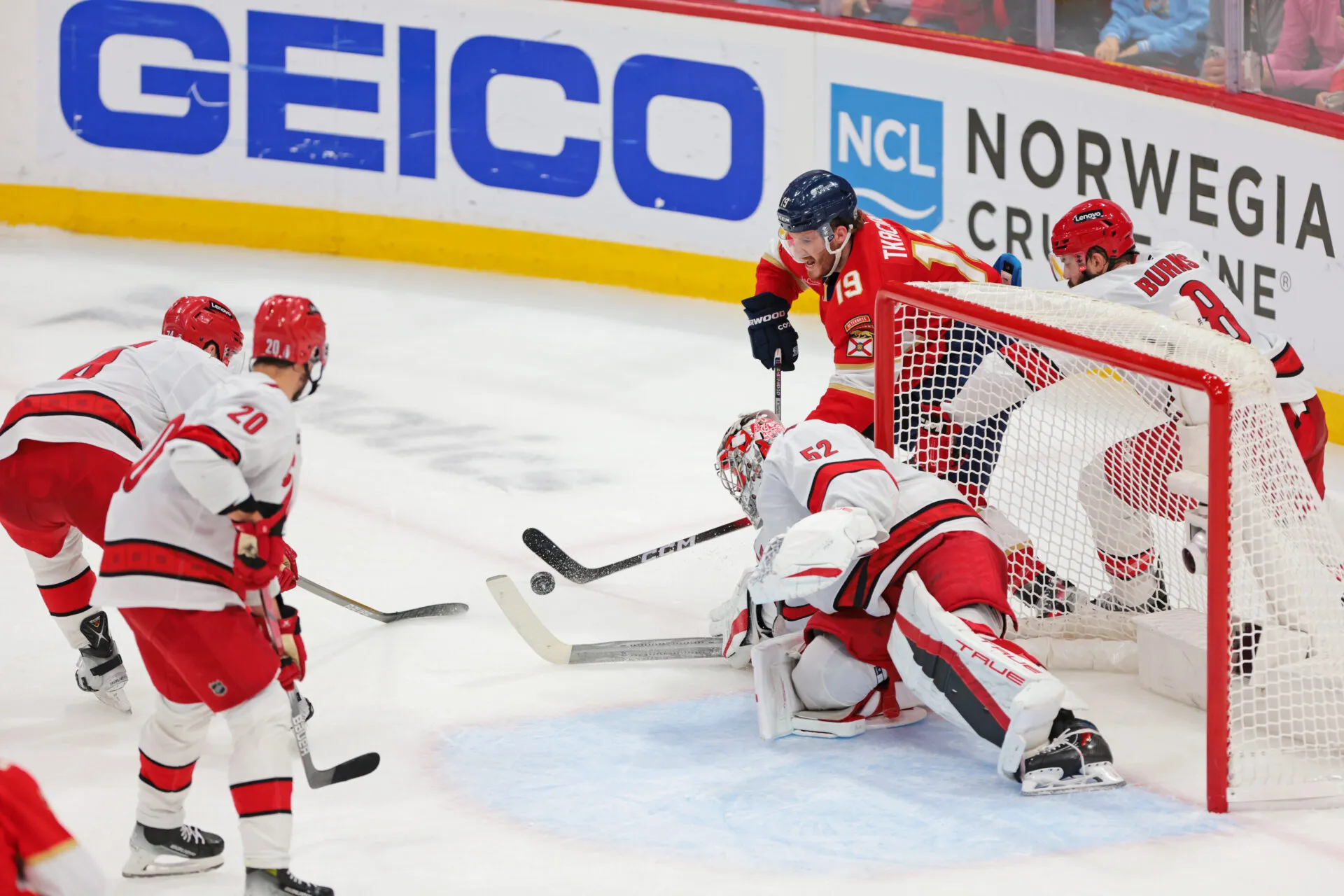 Hurricanes Hit Familiar Wall as Brind’Amour’s Playoff Ceiling Exposed in Collapse Against Panthers