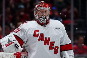 Hurricanes Turn to Andersen’s Experience in Game 4 Gamble to Avoid Sweep by Panthers