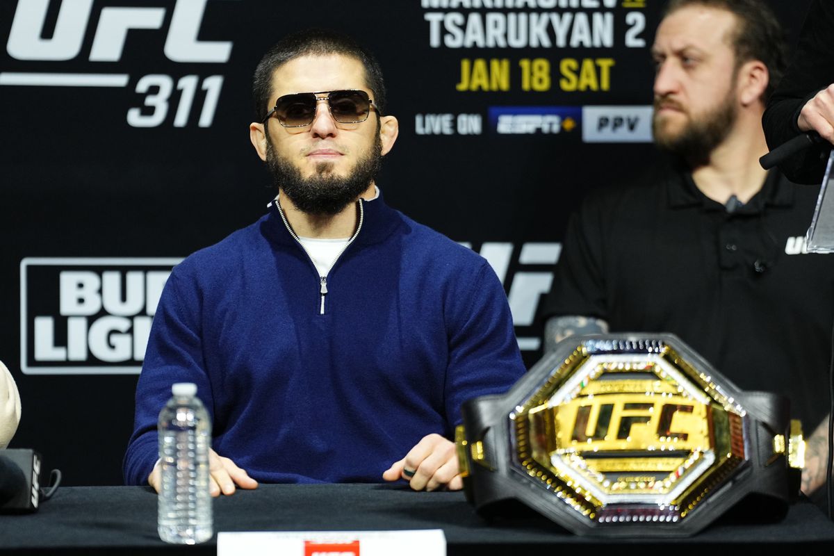 Islam Makhachev Sets Sights on Welterweight Title After Della Maddalena’s Gritty UFC 315 Win