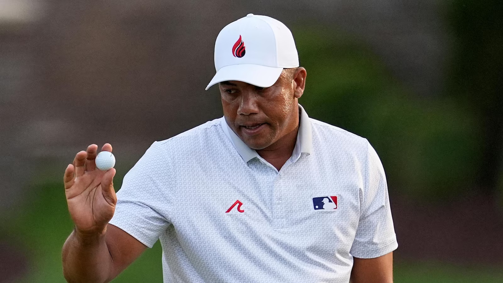 Jhonattan Vegas Surges to Shock Lead as PGA Championship Opens with Star-Studded Struggles