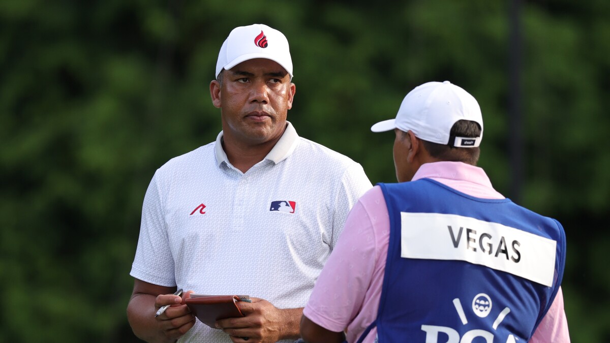 Jhonattan Vegas Surges to Shock Lead as PGA Championship Opens with Star-Studded Struggles