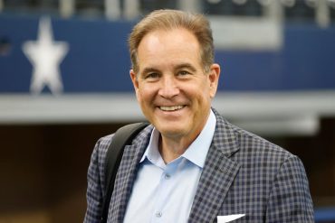 Jim Nantz Makes Passionate Plea for Aaron Rodgers to Lead Steelers in 2025 NFL Season