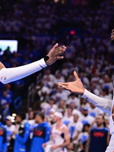Jokić’s Heroics Fall Short as Fatigue, Depth Issues Push Nuggets to Brink Against Thunder