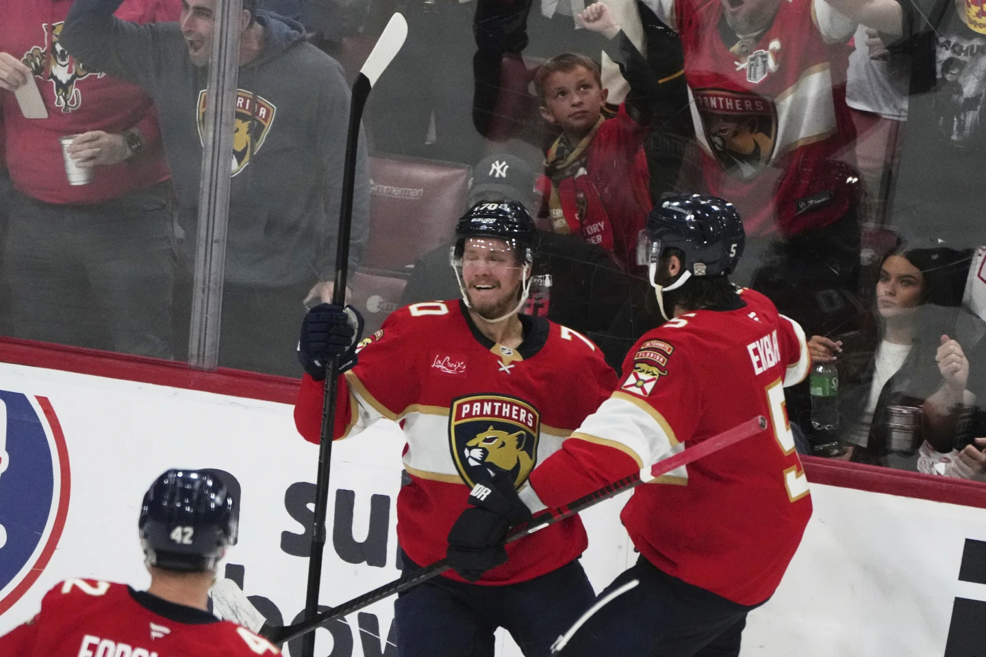 Panthers Lose Top Scorer Sam Reinhart to Injury Ahead of Game 3 Against Hurricanes