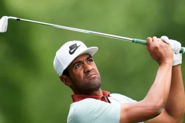 Fishburn Falters in Major Debut as Finau Stays Steady at PGA Championship