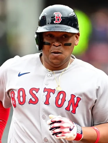 Rafael Devers Rejects Red Sox’s First Base Request, Citing Broken Promises and Role Frustration