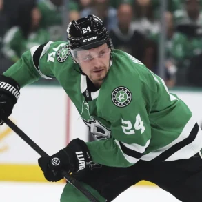 Roope Hintz Returns to Bolster Stars’ Lineup as Dallas Fights to Even Series vs. Oilers