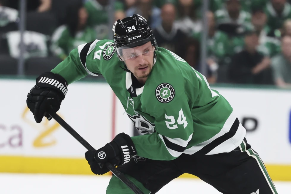 Roope Hintz Returns to Bolster Stars’ Lineup as Dallas Fights to Even Series vs. Oilers
