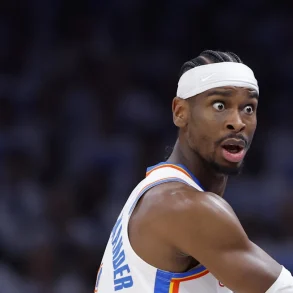 Shai Gilgeous-Alexander’s Courtside Double-Take Turns Into Heartwarming Reunion With Chris Paul